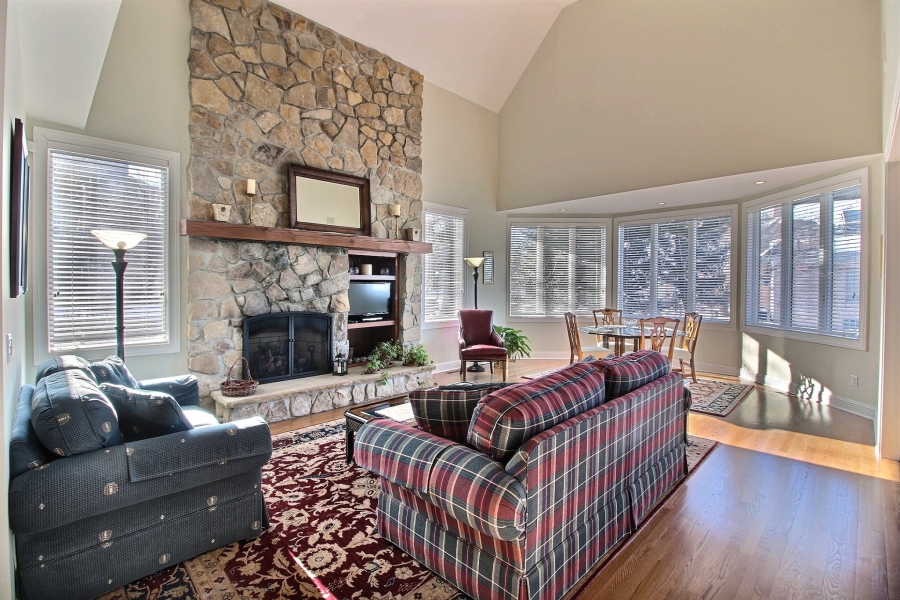 Lake Harbor Court House of the Week Lake Harbor Court House of the Week
