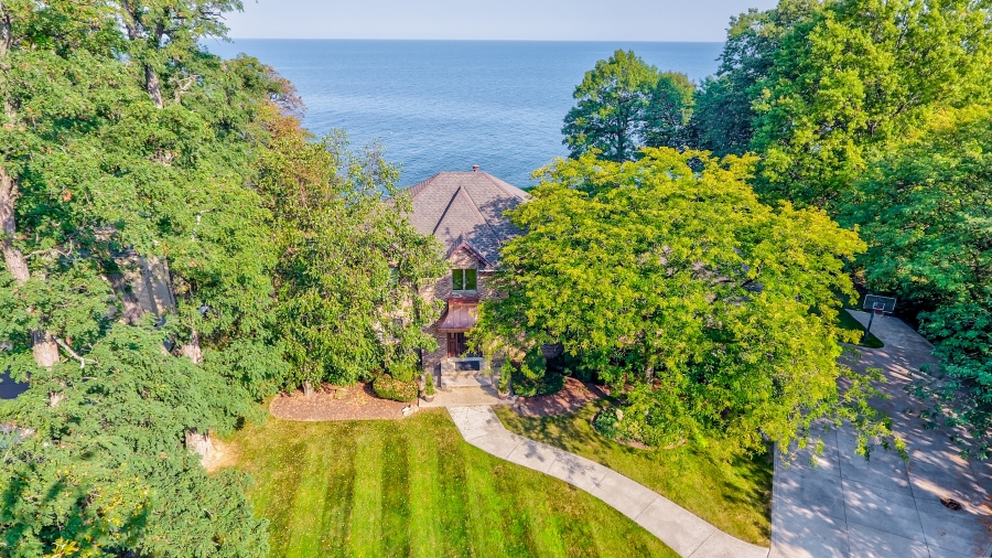 Euclid oasis Lake Erie house of the week Rock The Lake